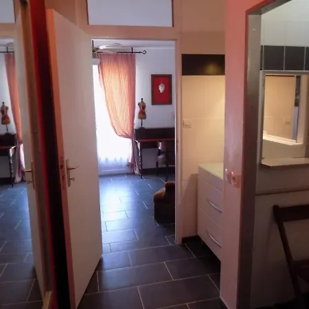 Roc Mar I Sol Bed & Breakfast
